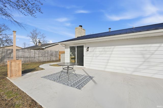 4002 Winterfield Run, Fort Wayne, IN 46804