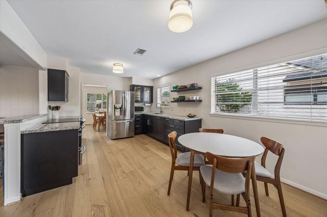 6622 Kury Lane, Houston, TX 77008