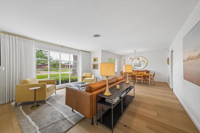 6622 Kury Lane, Houston, TX 77008