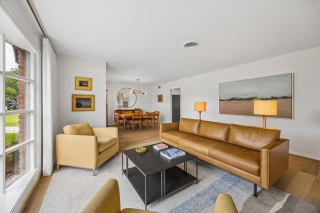 6622 Kury Lane, Houston, TX 77008