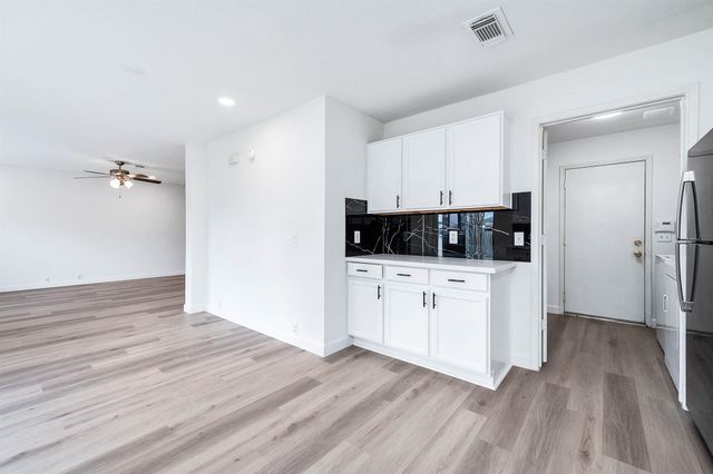 10218 Peridot Cove, Houston, TX 77095