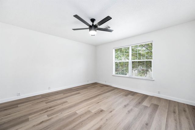 10218 Peridot Cove, Houston, TX 77095