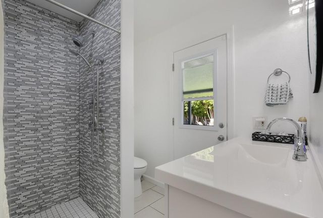 1962 E Baristo Road, Palm Springs, CA 92262