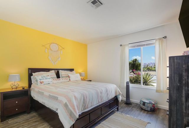 1962 E Baristo Road, Palm Springs, CA 92262