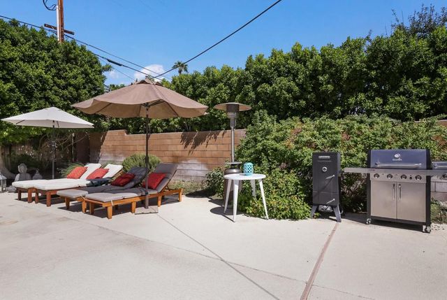 1962 E Baristo Road, Palm Springs, CA 92262