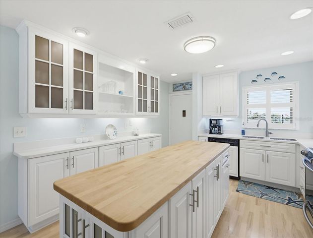 101 PARK BOULEVARD S 307, Venice, FL 34285