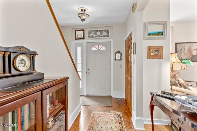 129 Spring Street, Saratoga Springs, Inside, NY 12866