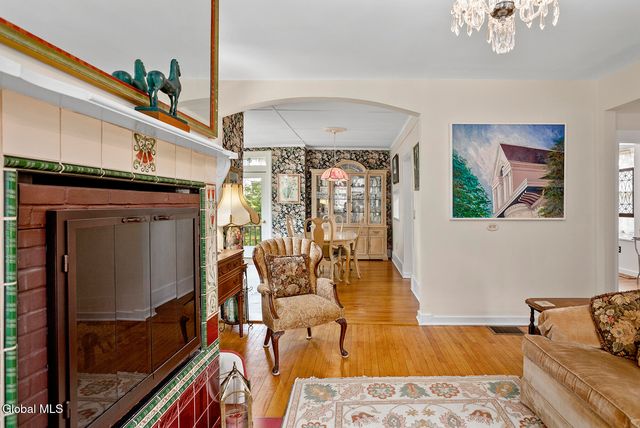 129 Spring Street, Saratoga Springs, Inside, NY 12866