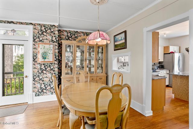129 Spring Street, Saratoga Springs, Inside, NY 12866