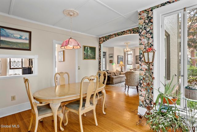 129 Spring Street, Saratoga Springs, Inside, NY 12866