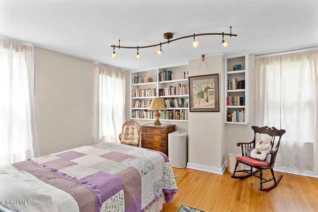 129 Spring Street, Saratoga Springs, Inside, NY 12866