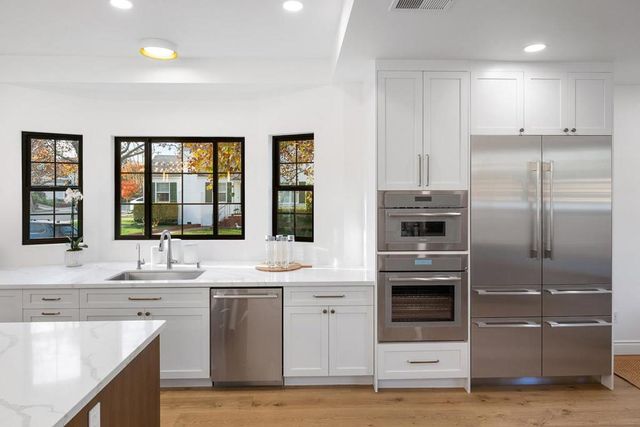 1476 Drake Avenue, Burlingame, CA 94010