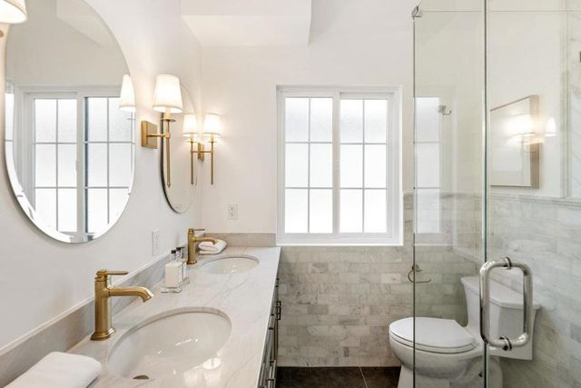 1476 Drake Avenue, Burlingame, CA 94010