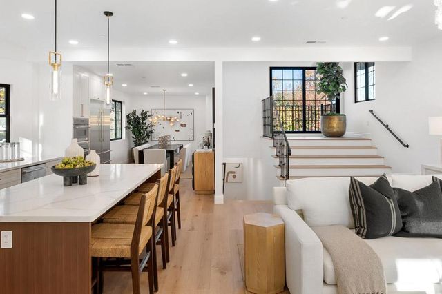 1476 Drake Avenue, Burlingame, CA 94010