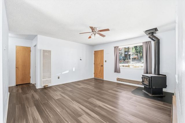 2792 Loyal Ln, Pollock Pines, CA 95726