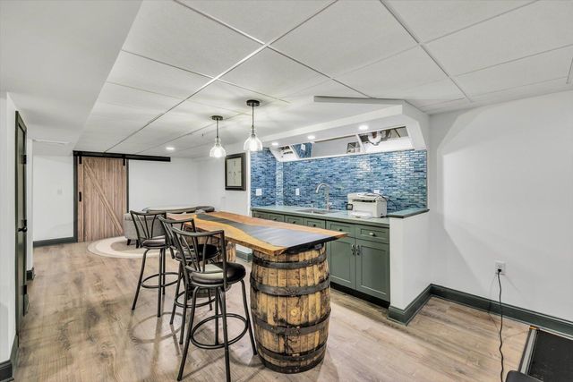 169 Cedric Road, Centerville, MA 02632