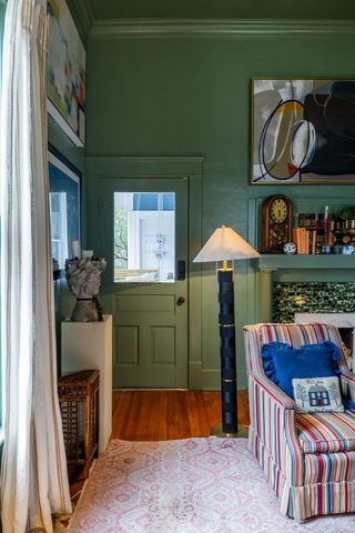 1115 S High St, Columbia, TN 38401