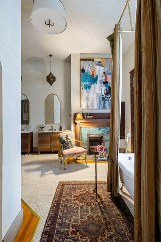 1115 S High St, Columbia, TN 38401