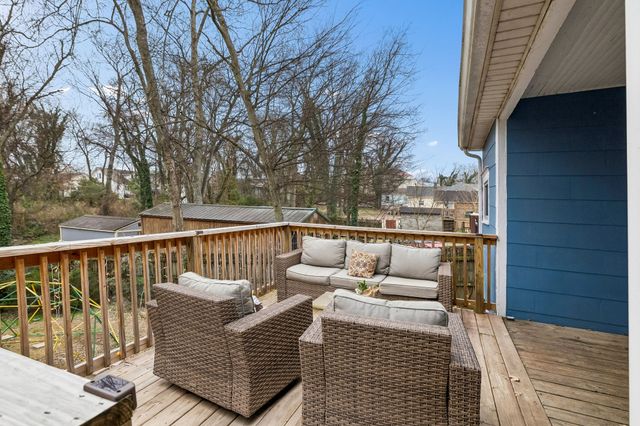 1115 S High St, Columbia, TN 38401