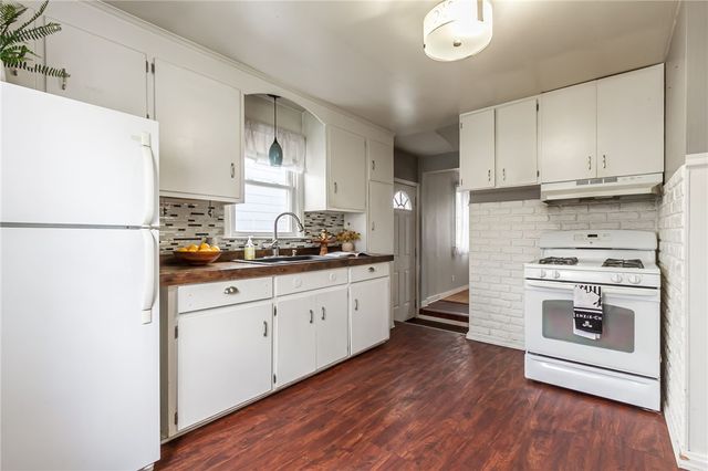 266 Brayton Road, Greece, NY 14616