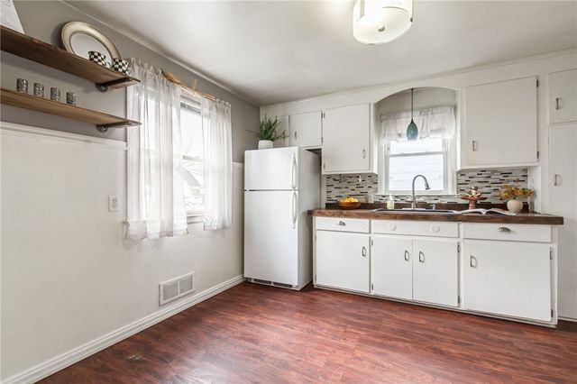 266 Brayton Road, Greece, NY 14616