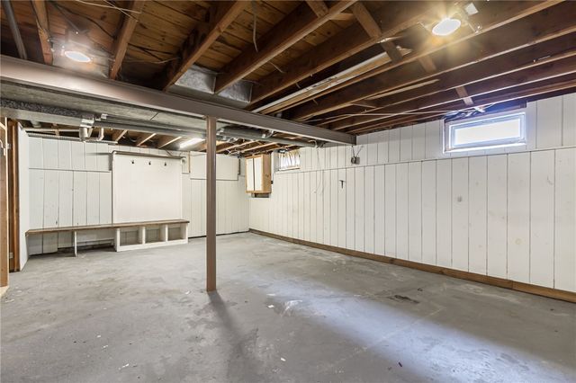 266 Brayton Road, Greece, NY 14616