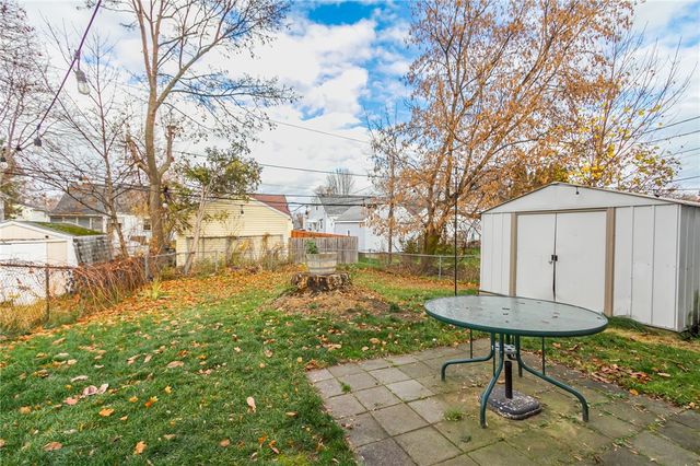 266 Brayton Road, Greece, NY 14616