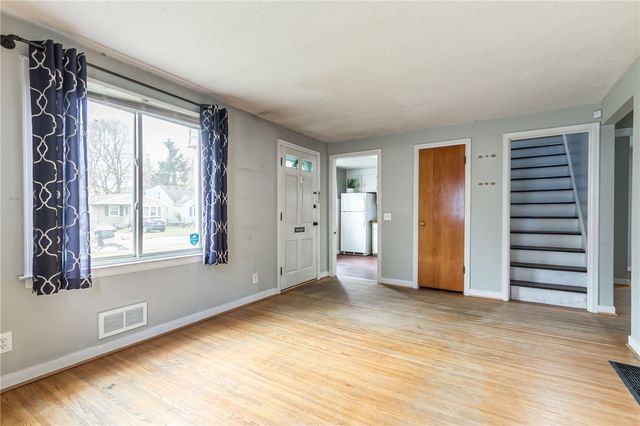 266 Brayton Road, Greece, NY 14616