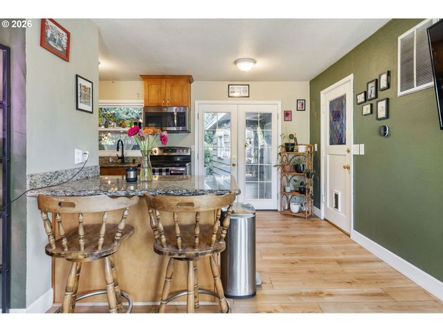 1838 Ne 113TH Ave, Portland, OR 97220