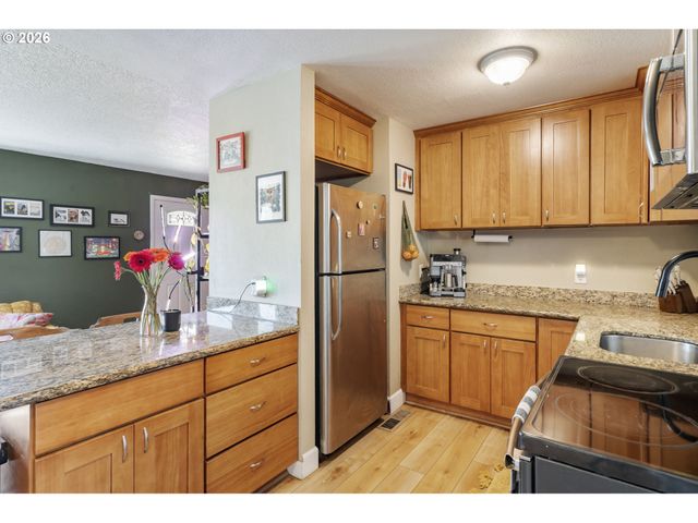 1838 Ne 113TH Ave, Portland, OR 97220