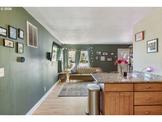 1838 Ne 113TH Ave, Portland, OR 97220
