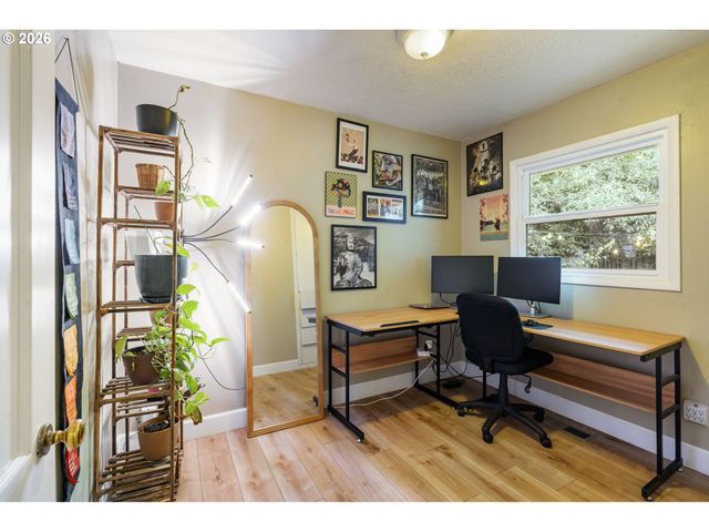 1838 Ne 113TH Ave, Portland, OR 97220