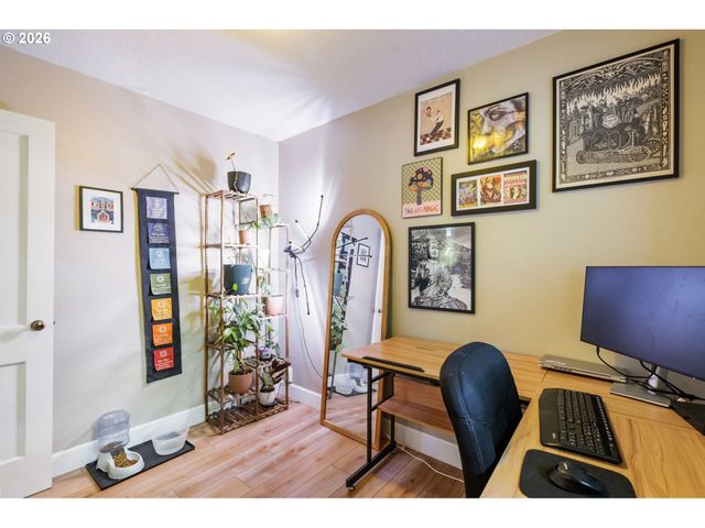 1838 Ne 113TH Ave, Portland, OR 97220