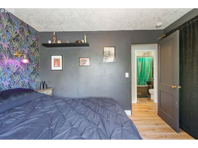 1838 Ne 113TH Ave, Portland, OR 97220