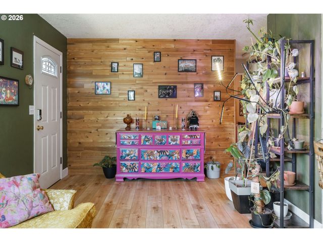 1838 Ne 113TH Ave, Portland, OR 97220