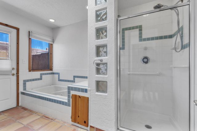 1201 Chihuahua Road NE, Rio Rancho, NM 87144