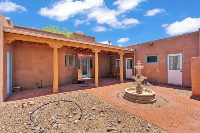 1201 Chihuahua Road NE, Rio Rancho, NM 87144