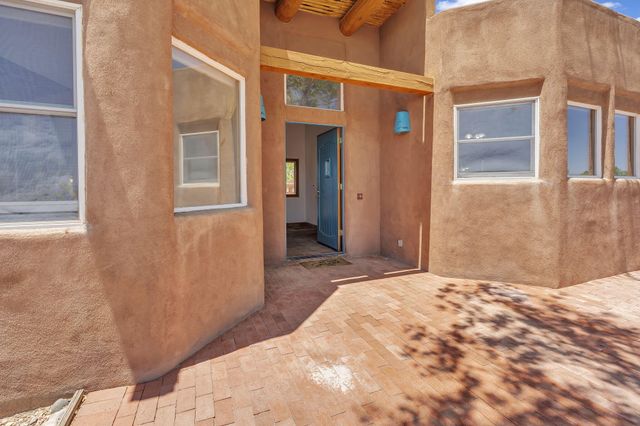 1201 Chihuahua Road NE, Rio Rancho, NM 87144