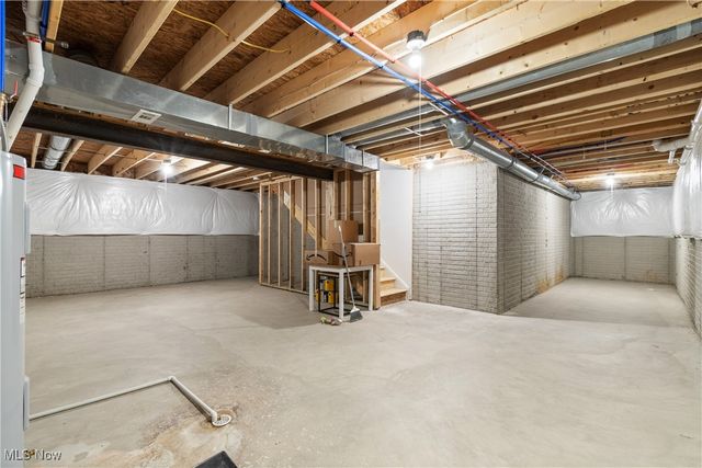 5305 Frederick Street, Barberton, OH 44203