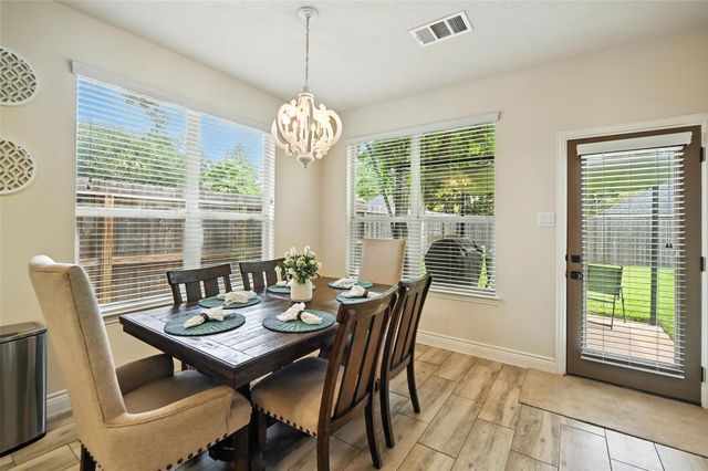24214 Pine Canyon Falls Circle, Tomball, TX 77375
