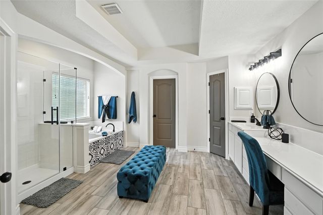 24214 Pine Canyon Falls Circle, Tomball, TX 77375