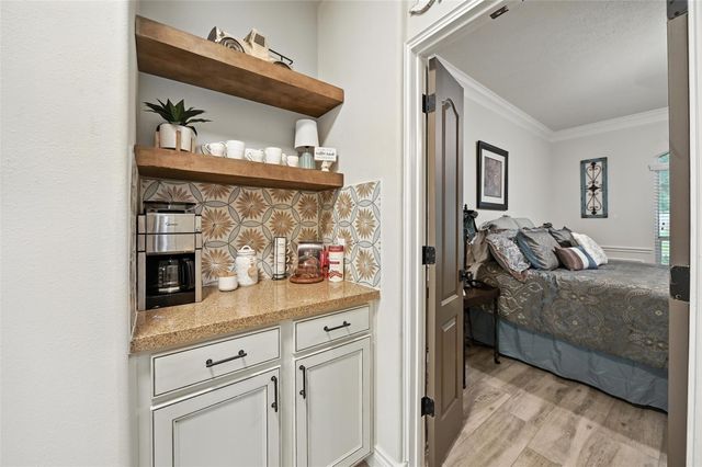 24214 Pine Canyon Falls Circle, Tomball, TX 77375