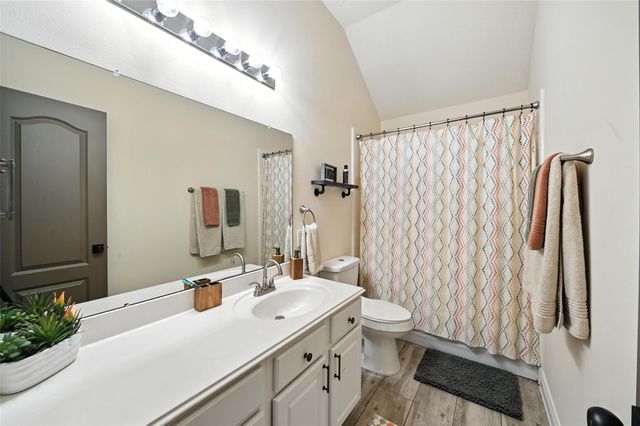 24214 Pine Canyon Falls Circle, Tomball, TX 77375