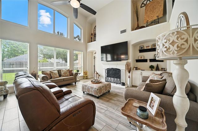 24214 Pine Canyon Falls Circle, Tomball, TX 77375