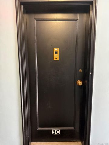 33 E Grand Street C3C, Mount Vernon, NY 10552