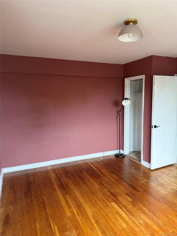 33 E Grand Street C3C, Mount Vernon, NY 10552