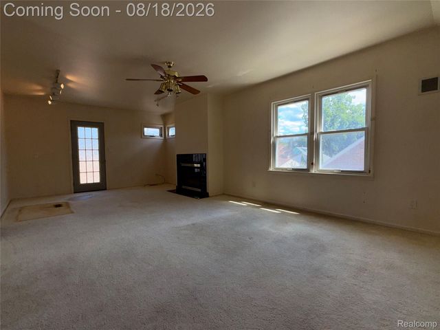 1407 Nowlin Street, Dearborn, MI 48124
