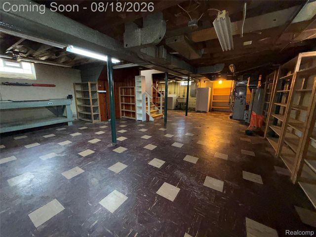 1407 Nowlin Street, Dearborn, MI 48124