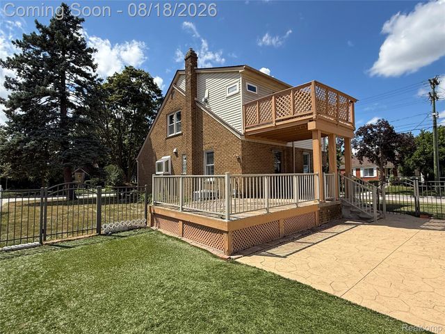 1407 Nowlin Street, Dearborn, MI 48124
