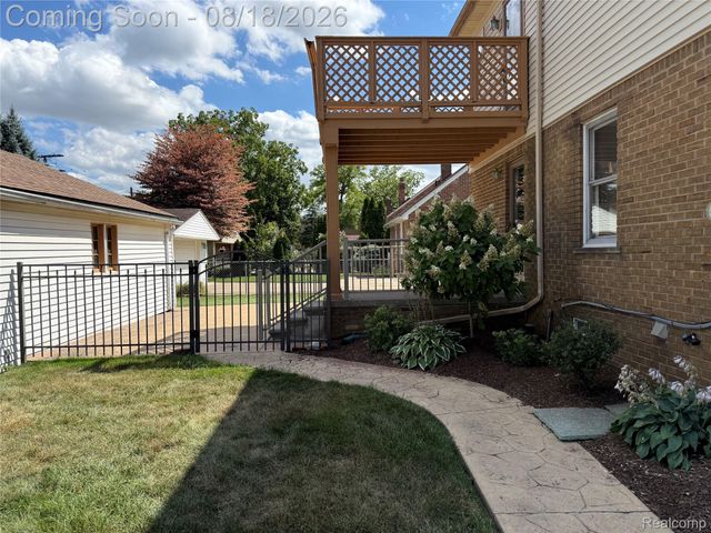 1407 Nowlin Street, Dearborn, MI 48124